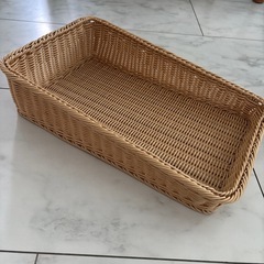籐のカゴの画像