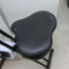 エアロバイク 折り畳み ティゴラ フィットネスバイク 白 ホワイト 折りたたみ コンパクト 室内運動 TIGORA おりたたみ 札幌市 西野店の画像