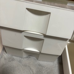 カラーBOXの引き出し３つセットの画像