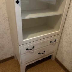 キャビネットの画像
