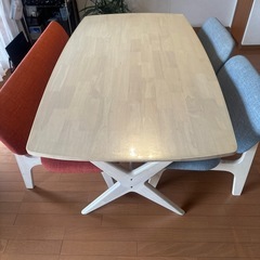 ニトリ　だいにんぐダイニングテーブルの画像
