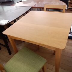 ★ジモティ割あり★ ニトリ ダイニングテーブルセット ナチュラル H72×D75×W75 クリーニング済み TK7014の画像