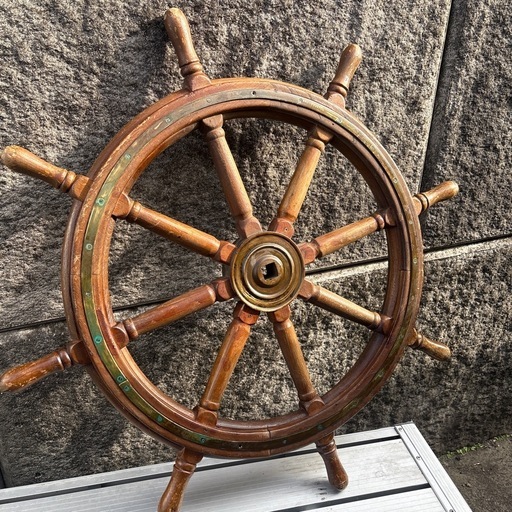 船の舵　　中古品　直径約90センチ　現状