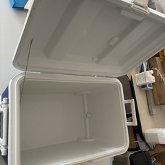 クーラーボックス　50Lの画像