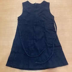 女児120サイズ・黒ワンピースの画像