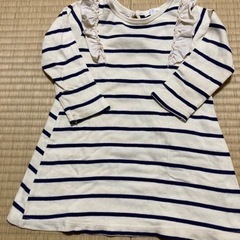 子ども服(90cm)の画像