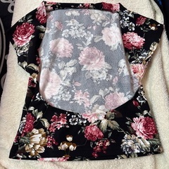 バックオープントップスの画像