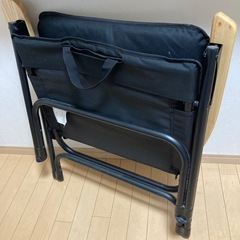アウトドア　折りたたみチェアの画像