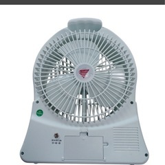 多機能サーキュレーター FMラジオ LEDライト 充電式サーキュレーター  の画像