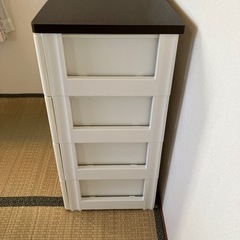 アイリスオーヤマ4段チェストの画像