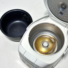 店頭引き渡し 中古 TIGER マイコン炊飯ジャー JAI-55E5 通電確認済み 家電の画像