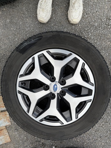 225/60r17 スタッドレスタイヤ だんろっDUNLOP