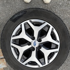 225/60r17 スタッドレスタイヤ だんろっDUNLOPの画像