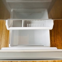 直接引き取り3,000円引き⭐︎大阪府下又は近郊は配送設置込み🉑 AQUA 126L 冷凍冷蔵庫 AQR-13G(S) 2018年製/YMJ104-39の画像