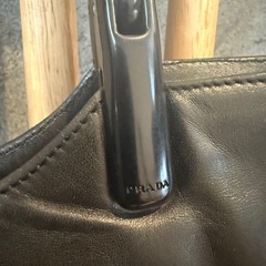 PRADA レザー　トートバッグの画像