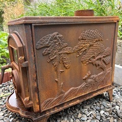 铸铁柴火炉古の画像