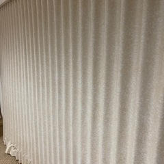 アコーディオンカーテンの画像