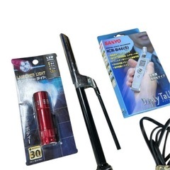 大量 まとめ売り パナソニック サンヨー ラジオライト ボイスレコーダー 耳掃除機 イヤホン 家電セットなど パーツ取りの画像