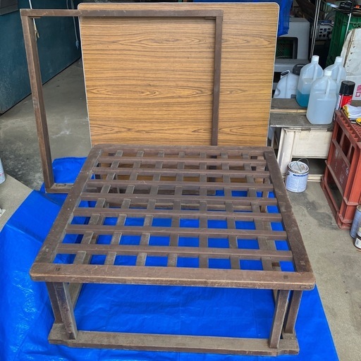 値下げしました！こたつやぐら　骨董レトロ(枠、天板付き)