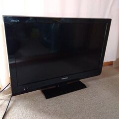 2012年製・東芝液晶テレビ32型(リモコン、ミニBCASカード、説明書付)の画像