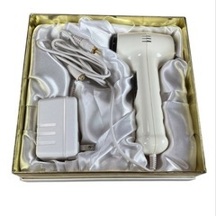 SKIN-C ハンディタイプ美顔器 肌ケア 美容機器 専用アダプタ付き 箱入り の画像