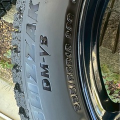 ほぼ新品　ブリザック DM-V3 スタッドレスタイヤ 225/55R18
の画像