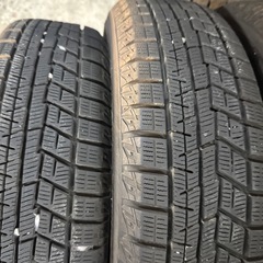 溝あり　軽自動車全般　155/65R14 スタッドレスタイヤ付き4本セットの画像