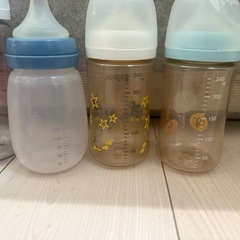 哺乳瓶の画像