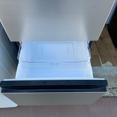 2022年製　日立　3ドア冷蔵庫　265L R-27SVの画像