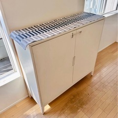 IKEA イケア REGISSOR レシソール キャビネットの画像