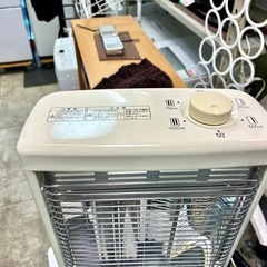 アラジン 遠赤グラファイトヒーター 電気ストーブ AEH-G100A ホワイト 中古 家電 買取 不用品 仙台 引越 2021年の画像