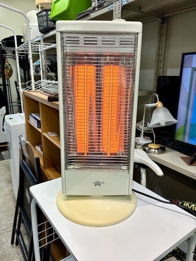 アラジン 遠赤グラファイトヒーター 電気ストーブ AEH-G100A ホワイト 中古 家電 買取 不用品 仙台 引越 2021年