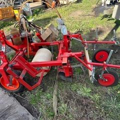中古 マルチ敷設機（マルチャー）の画像