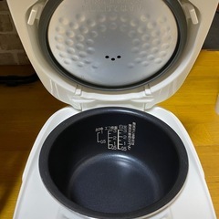 象印 ZOJIRUSHI マイコン炊飯ジャー NL-BB05AM 2022年製 炊飯器の画像