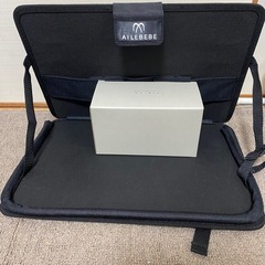 後部座席用テーブルの画像
