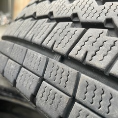 【冬タイヤ4本】195/80R15 107/105LLT WINTERMAXX DUNLOPの画像