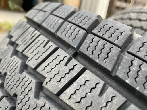 【冬タイヤ4本】195/80R15 107/105LLT WINTERMAXX DUNLOP