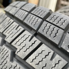 【冬タイヤ4本】195/80R15 107/105LLT WINTERMAXX DUNLOPの画像