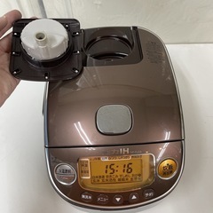 R223 ☀️ ZOJIRUSHI 圧力IH炊飯ジャー 3合炊き 15年製 NP-RJ05 ⭐ 動作確認済 ⭐ クリーニング済の画像