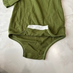 ⑳みどりロンパース お花の画像