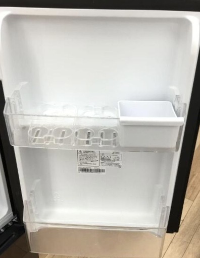 冷蔵庫【配達無料お届け設置出来ます?都内近郊?】✨Hisense製154ℓラグジュアリー感が有り✨センス抜群です✨除菌クリーニング済✨
