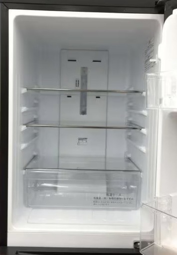 冷蔵庫【配達無料お届け設置出来ます?都内近郊?】✨Hisense製154ℓラグジュアリー感が有り✨センス抜群です✨除菌クリーニング済✨