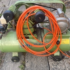 エアーコンプレッサー100Vの画像