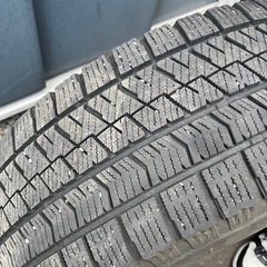 BLIZZAK VRX2 215/65R16 スタッドレスたタイヤホイールセットの画像