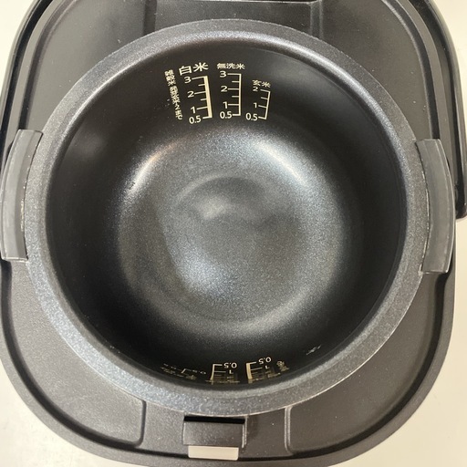 R213 ☀️ SHARP 炊飯ジャー 3合炊き 18年製 KS-CF05A ⭐ 動作確認済 ⭐ クリーニング済