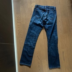 ユニクロ　メンズジーンズの画像