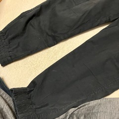 UNIQLOカーゴパンツ　レディースSの画像