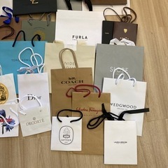 ショッパー　30枚＋　ブランド　紙袋の画像