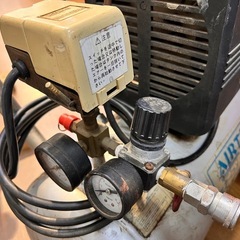 【 ジャンク 】 ナカトミ コンプレッサー CP-1500 エア工具 エア漏れ 【11047694】の画像