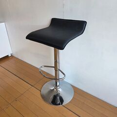 カウンターチェア 1脚 バーチェア ハイチェア 昇降式 ブラック カフェチェア ダイニングチェア キッチンチェア カウンタースツール 椅子 の画像
